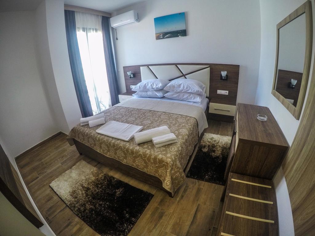 Apartments Timoni Ulcinj Eksteriør bilde